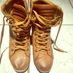 Leather Wedged Sneakers